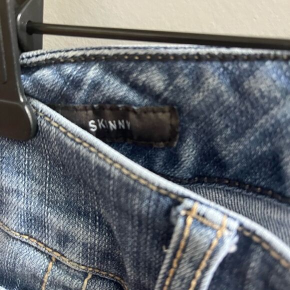 Torrid Premium Skinny Distressed Jeans sz 18R - Picture 4 of 7